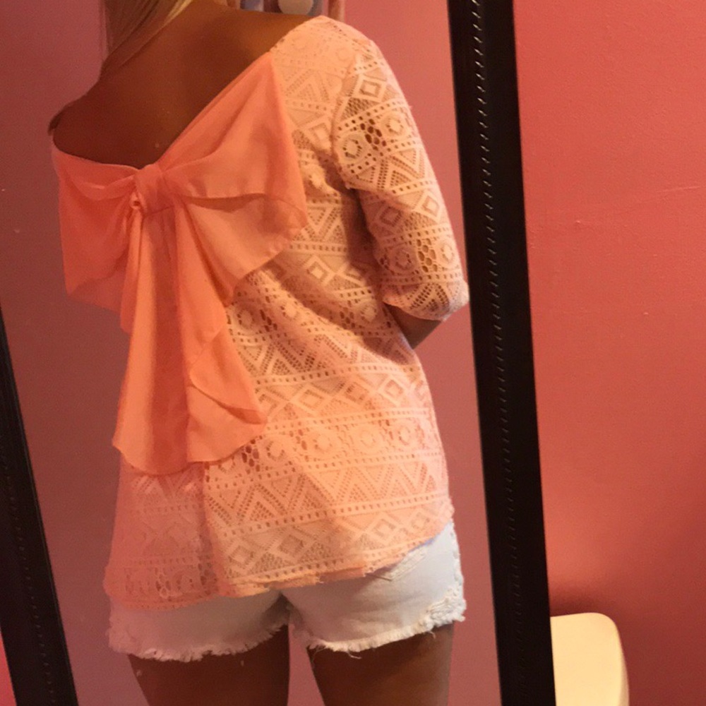 Women’s shirt